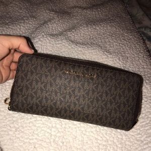 Michael Kors wallet